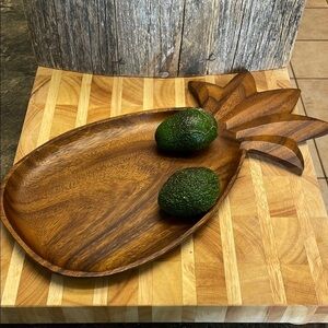 Mike’s MonkeyPod |Wood Carving|Honolulu|Pineapple-Shaped | Serving Tray/Decor